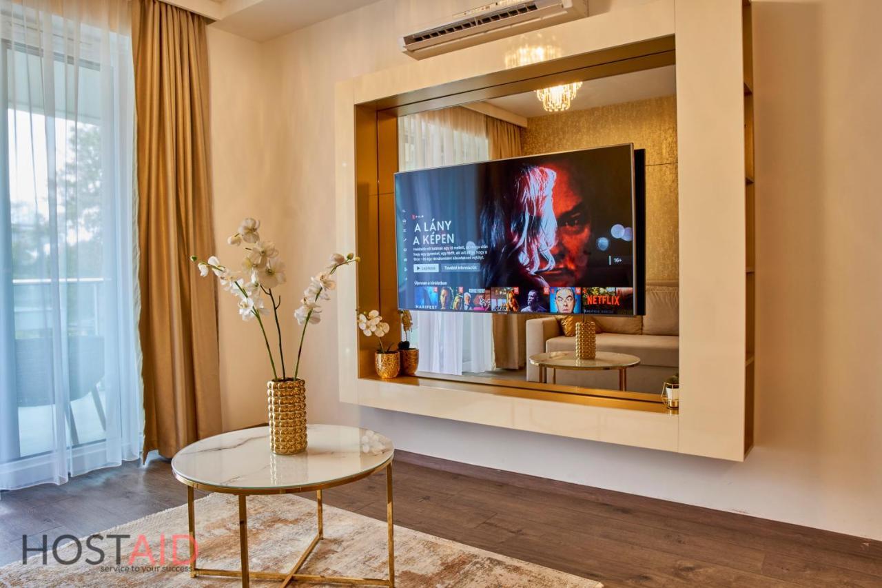 Azur Apartment - Hostaid Шиофок Экстерьер фото