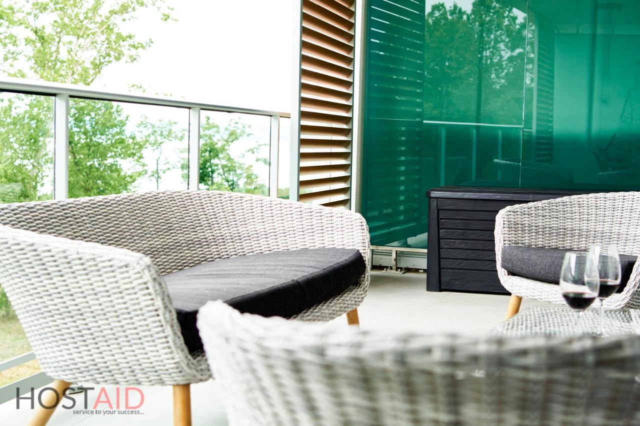Azur Apartment - Hostaid Шиофок Экстерьер фото